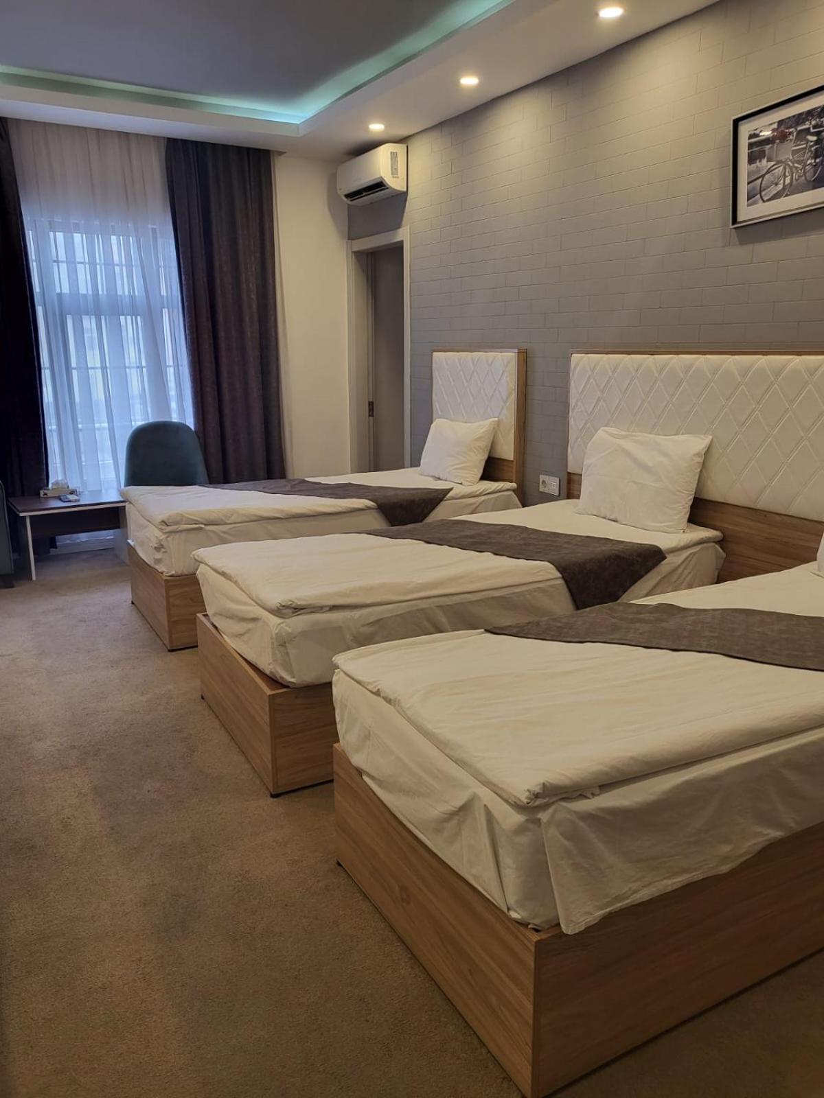 Jupiter Baku -Halal Hotel Exteriör bild